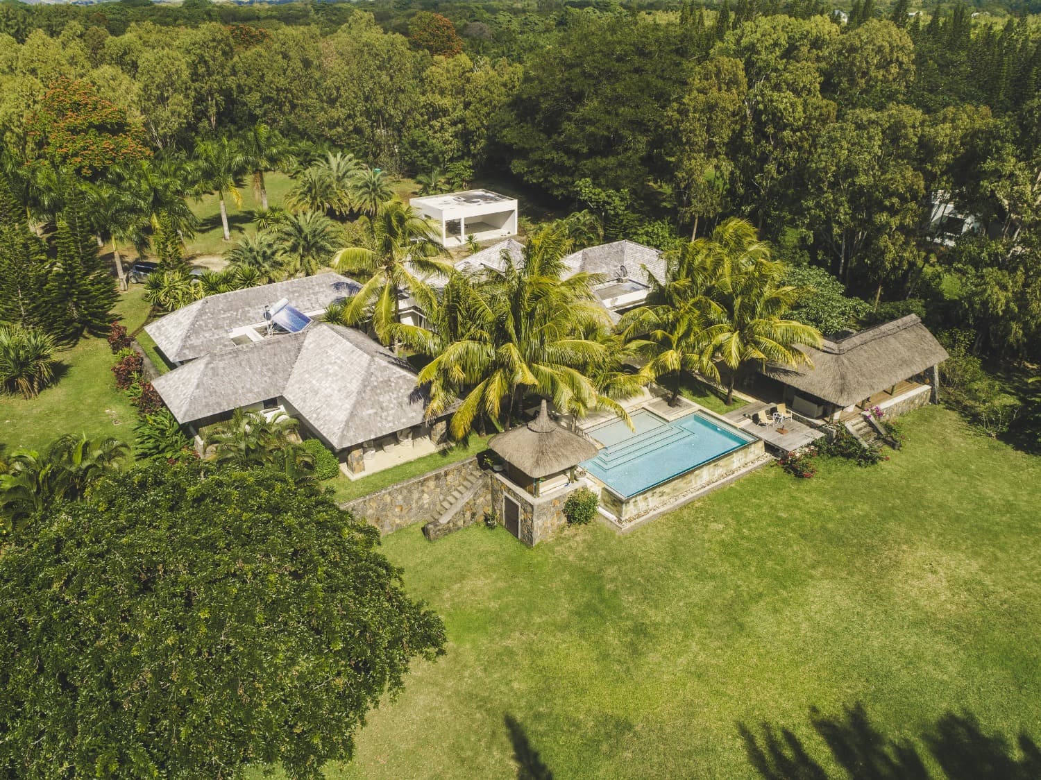Východ Mauricius luxusní vila Alizée s bazénem a zahradou